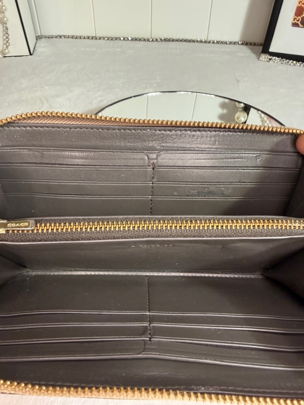 Coach Gold Metallic Pebbled Leather Zip Around Accordion Wallet Y2K - Picture 7 of 9